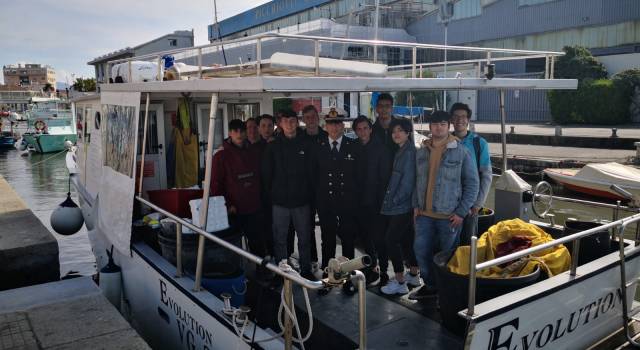 Capitaneria di porto e scuole, ancora incontri per parlare di mare